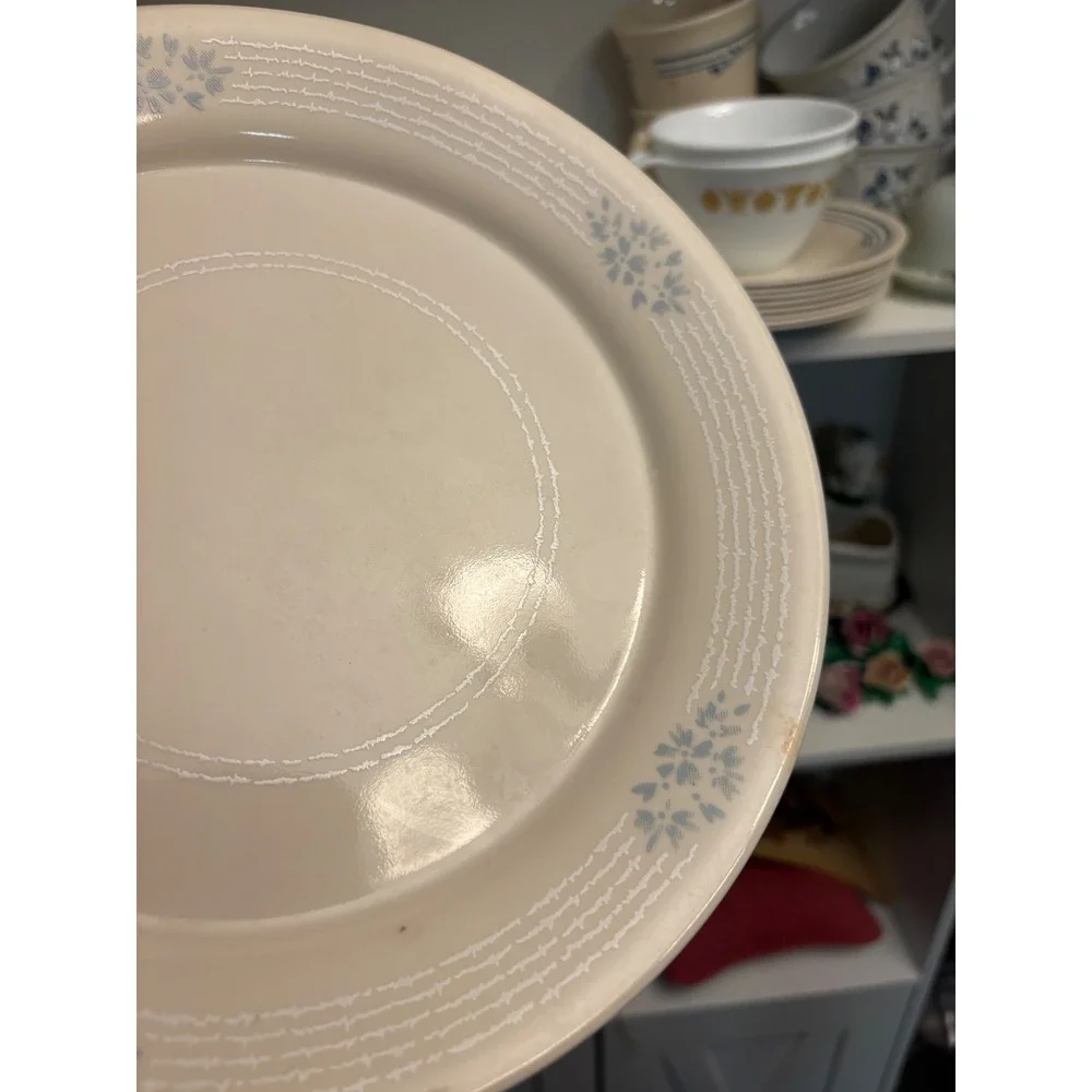 Corelle English Breakfast Dinner Plates Set of 4 Blue Floral Cream Vintage
